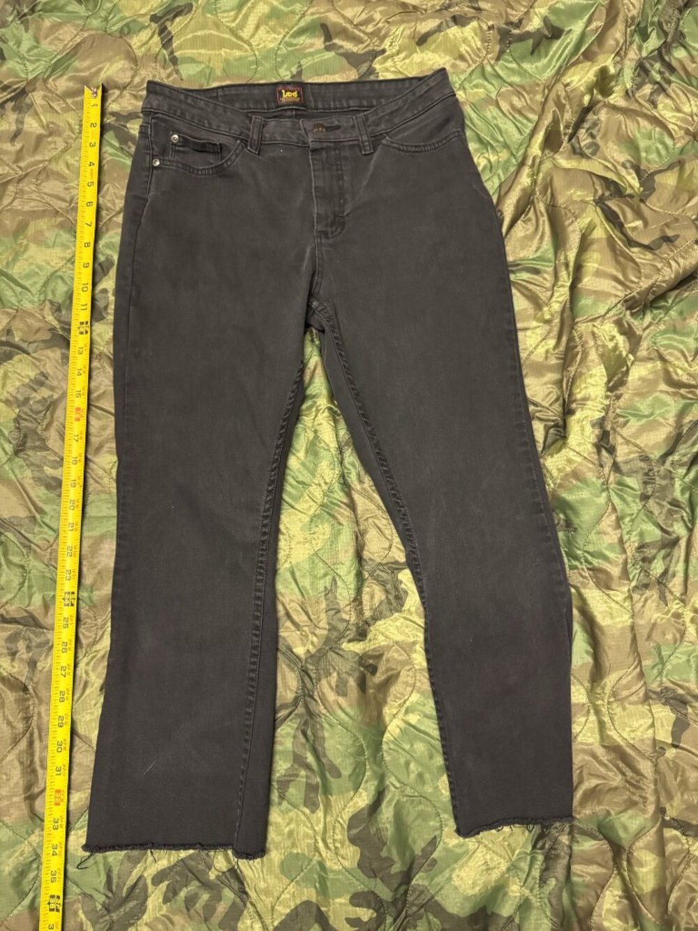 Lee Cropped Flare Jeans Black Frayed Hem Sz 6